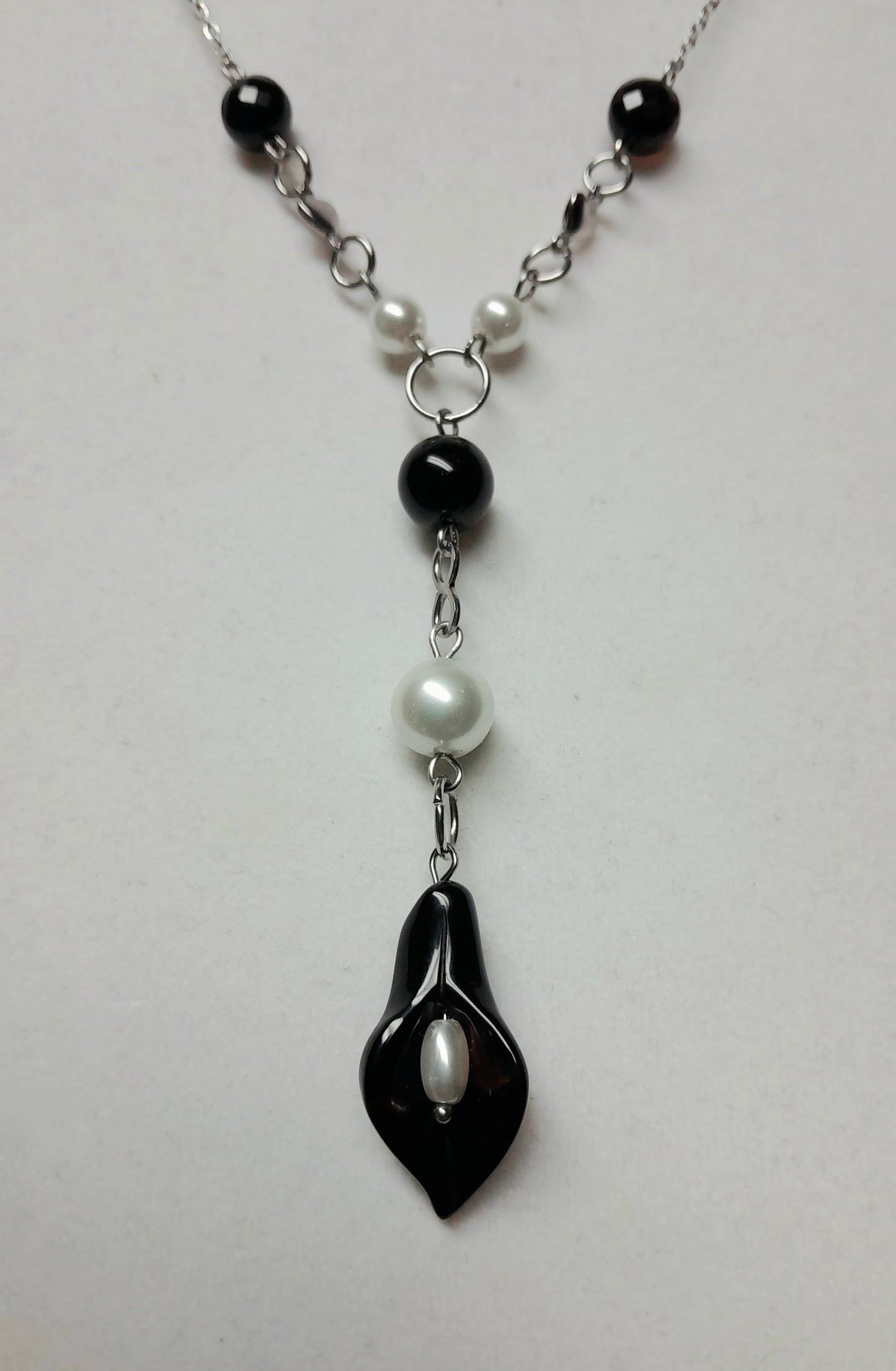 Collier Lys en agate noire