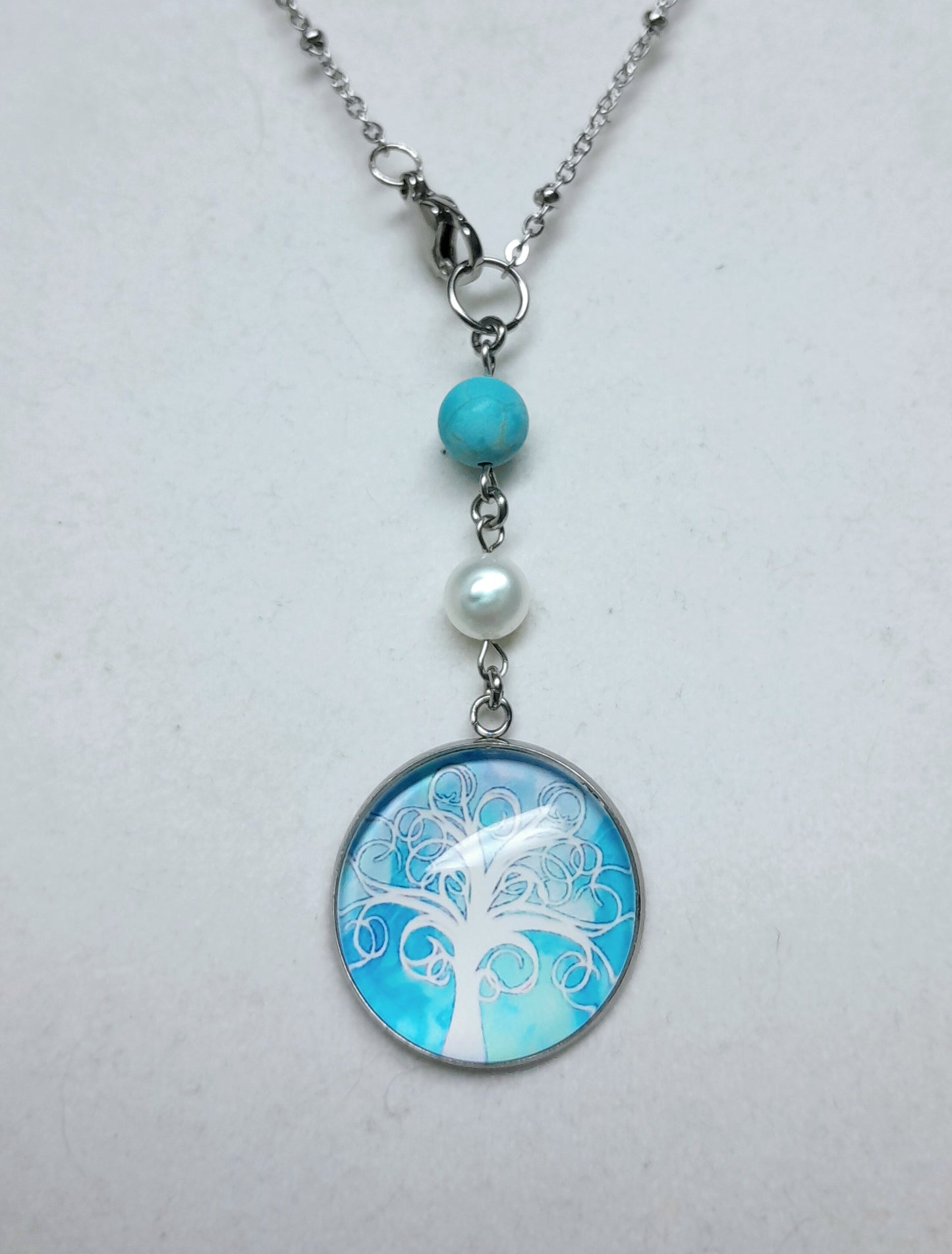 Collier long arbre de vie perles d'eau douce