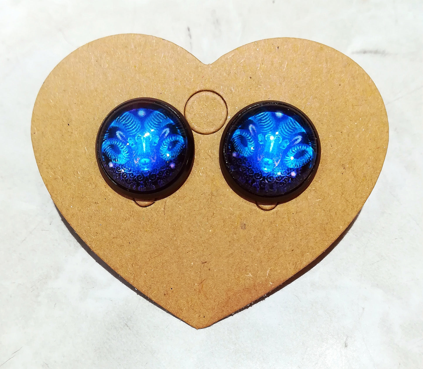Boutons d'oreilles "bélier"