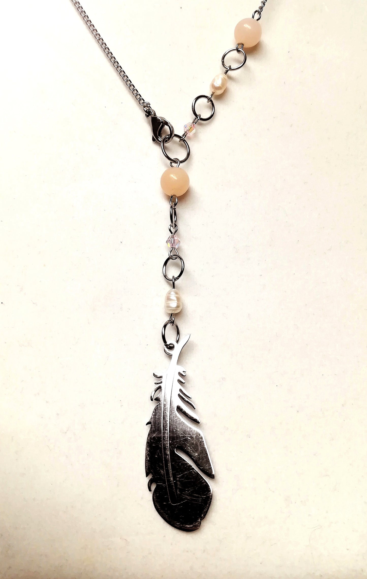 Collier long plume